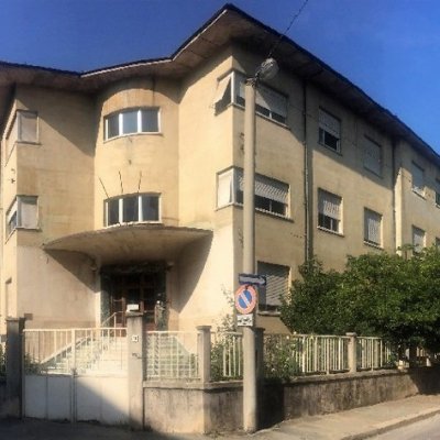 foto ritraente il palazzo ex IPI di cuneo